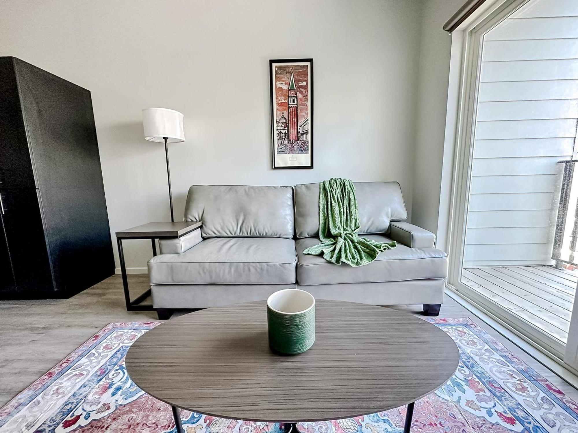 Sleepover 1Bd 1Ba Omaha Apartments Exterior foto
